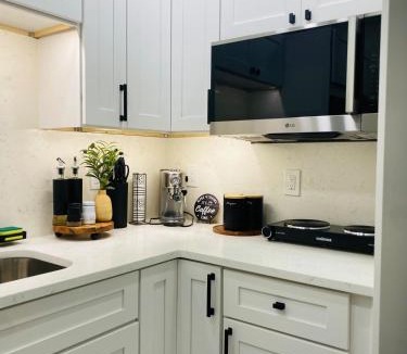 Arlington Apartment | Sweet Scape Jax