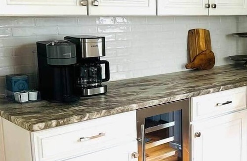 Portland House | Sweet Seaside Cottage!