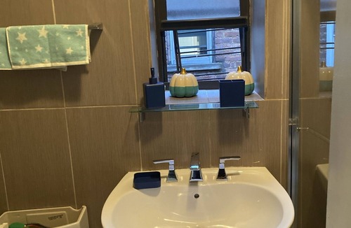 Flatbush Apartment | Sweet spot in flatbush