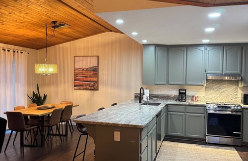 Weaverville Condo | Sweet-spot on the Golf Course