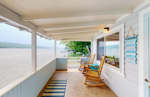 Town of Jerusalem House | Sweet Sunrise