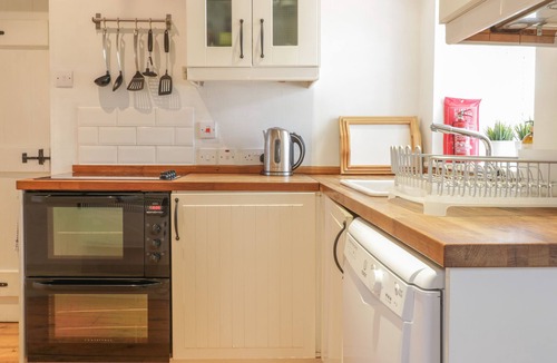 Biggar Cottage | Sweetpea Cottage