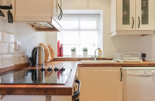 Biggar Cottage | Sweetpea Cottage