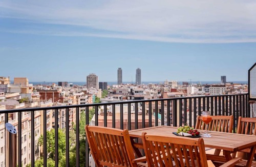 La Sagrada Familia Apartment | Sweett | Atic Eloi - Two Bedroom Apartment, Sleeps 5