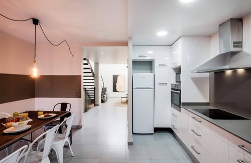 Hostafrancs Apartment | Sweett | Callao II - Four Bedroom Apartment, Sleeps 8