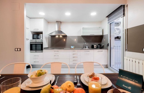 Hostafrancs Apartment | Sweett | Callao II - Four Bedroom Apartment, Sleeps 8