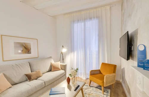 Gothic Quarter Apartment | Sweett | Gothic II - Three Bedroom Apartment, Sleeps 8