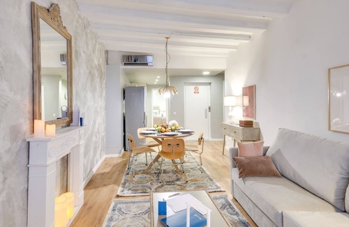 Gothic Quarter Apartment | Sweett | Gothic IV - Three Bedroom Apartment, Sleeps 8