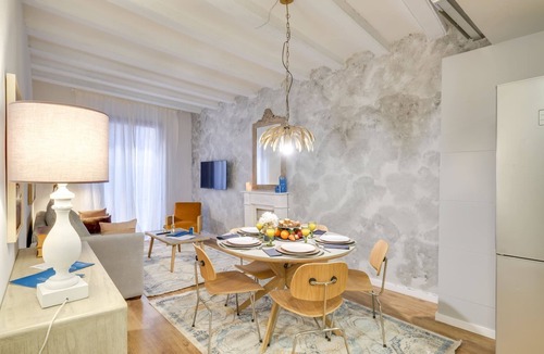 Gothic Quarter Apartment | Sweett | Gothic IV - Three Bedroom Apartment, Sleeps 8