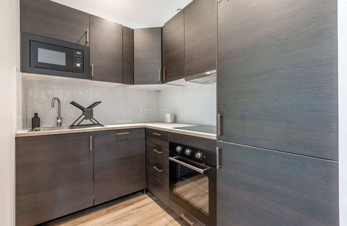 Paris City Center Apartment | Sweett | Notre Dame I