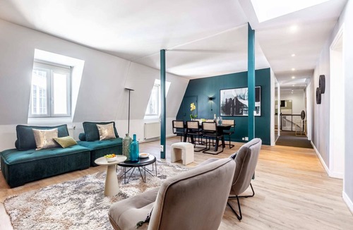 Faubourg-du-Roule Apartment | Sweett | Ponthieu II