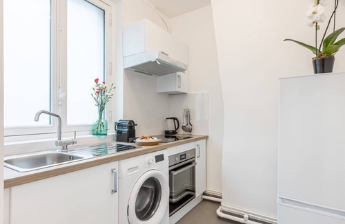 Faubourg-du-Roule Apartment | Sweett | Wagram Deluxe VII