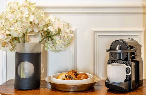 Faubourg-du-Roule Apartment | Sweett | Wagram Deluxe VII
