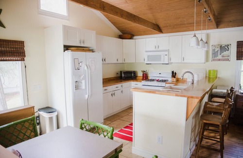 Steele Creek Cottage | Sweetwater