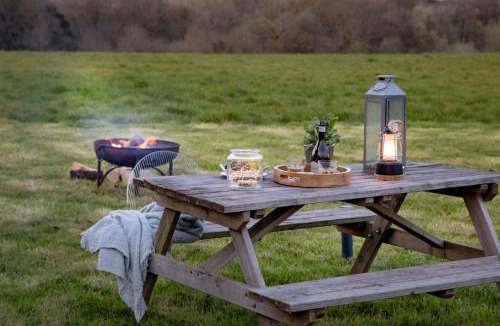 Saxmundham House | Sweffling at Lantern and Larks