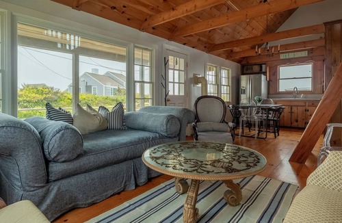 Madaket Cottage | Swept Away - Madaket Beachfront