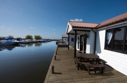 Potter Heigham House | Swift Cottage, Norfolk Broads