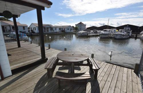 Potter Heigham House | Swift Cottage, Norfolk Broads