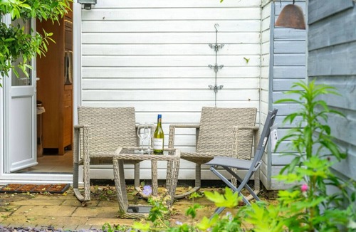 Norwich House | Swift Host | 4 Bedrooms | Golden Triangle