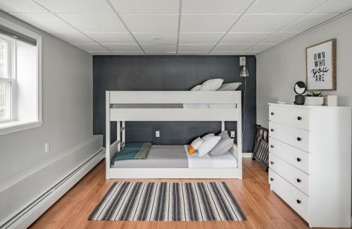 Malletts Bay House | Swim, Boat and Explore! Lake Champlain Retreat!