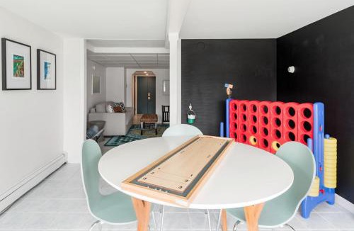 Malletts Bay House | Swim, Boat and Explore! Lake Champlain Retreat!