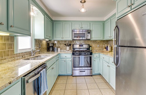 Malletts Bay House | Swim, Boat & Explore! Lake Champlain Retreat!