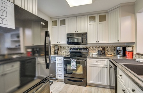 North Shore House | Swim Dock Access! Moneta Escape, 5 Mi to Boat Ramp
