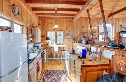 Athens Cabin | Swim, Fish & Explore! Lakefront Catskills Escape
