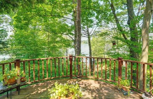 Athens Cabin | Swim, Fish & Explore! Lakefront Catskills Escape