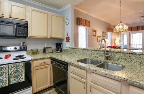 North Myrtle Beach Condo | Swim, Golf & Relax: Myrtle Beach Unit in Tidewater