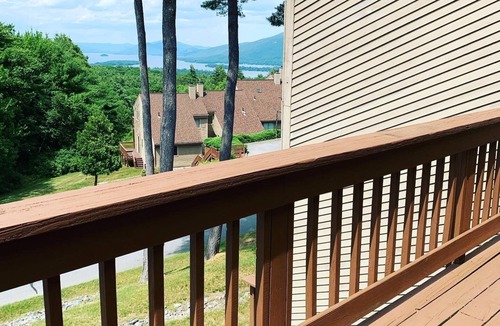 Lake George House | Swim, Golf, Ski, Stay! Meant2Be@Lake George has it all!
