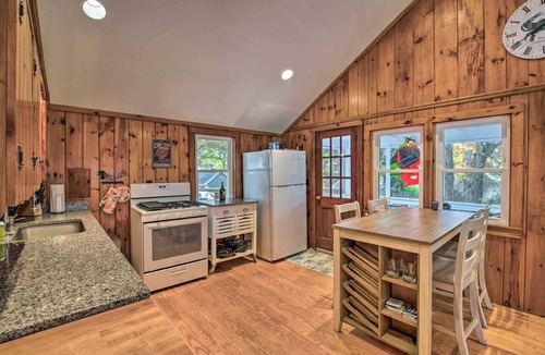 South Dennis Cottage | Swim & Unwind! Follins Pond Cottage Near Beach