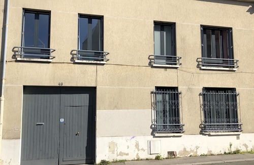 Montreuil House | Swimming pool and countryside just a stone's throw from Paris