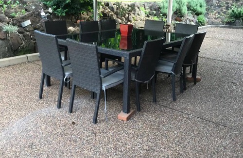 Kings Langley Apartment | Swimming pool - Sleeps 8