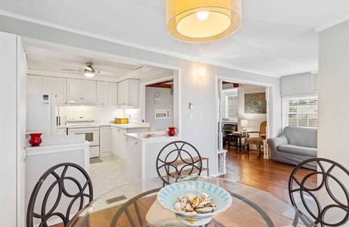 Woodville Cottage | Swing Bridge Cottage on Lake Simcoe - Waterfront