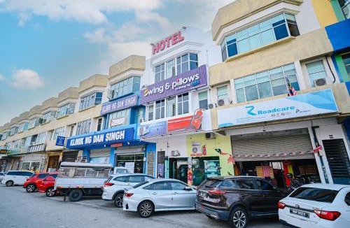 Rawang Hotel | Swing & Pillows - Rawang Selangor