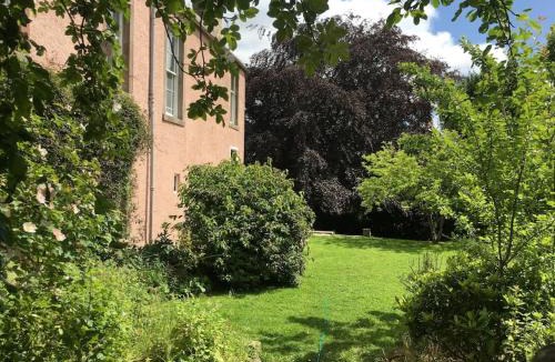 Swinton House | Swinton Manse & Gardens