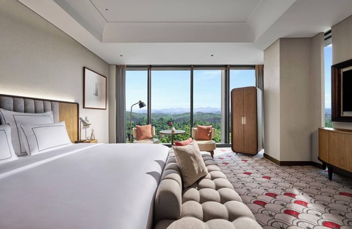 Lawe-lawe Hotel | Swissôtel Nusantara