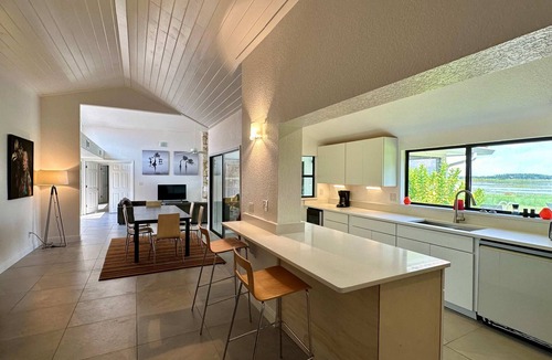 Clermont House | SWISS 06 - Lake Sumner