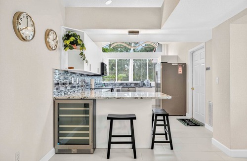 Clermont House | SWISS 23 - Lake Stephanie