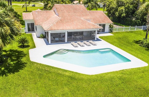 Clermont House | SWISS 31 - Golf Course