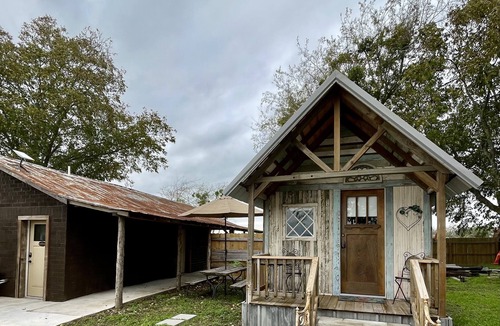 Schulenburg Cabin | Swiss Alp Texas Cabin