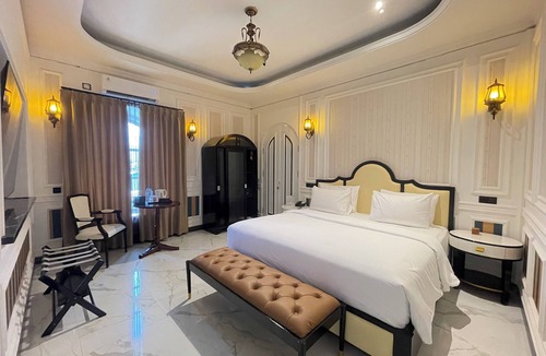 Palu Hotel | Swiss-Belexpress Palu