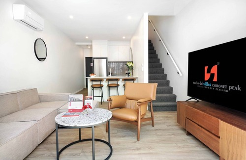 Arthur's Point Villa | Swiss-Belvillas Coronet Peak