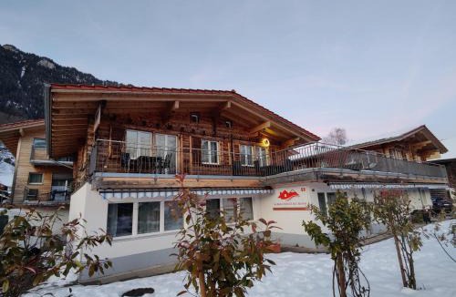 Ringgenberg Apartment | Swiss Chalet Holidays Ringgenberg