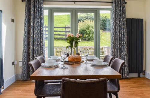 Lancaster House | Swiss Cottage