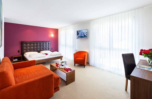 Maienfeld Hotel | Swiss Heidi Hotel