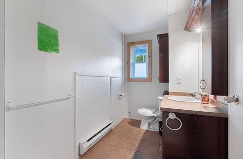 Les Pays-d'en-Haut Regional County Municipality Hotel | Swiss Inn - Chaletwow