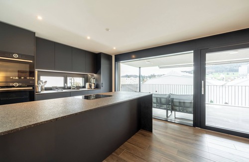 Menziken House | Swiss Living | High-Tech Kitchen, 1G WiFi, Balcony