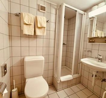 Gluringen Hotel | Swiss Lodge Joopi